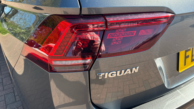 Volkswagen Tiguan 2.0 TDi 150 SEL 5dr DSG Diesel Estate